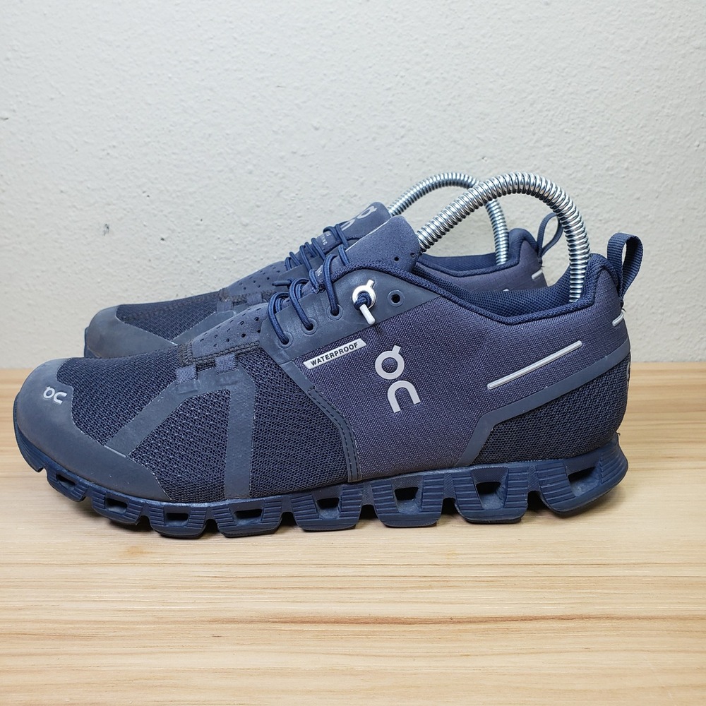 On Cloud 5 Waterproof Running Sneakers Dark Navy Blue Outdoor Women's Size 8